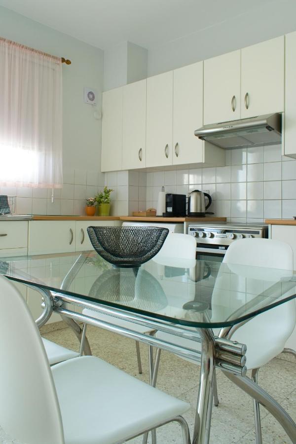 Alex Apartment Strovolos Екстер'єр фото